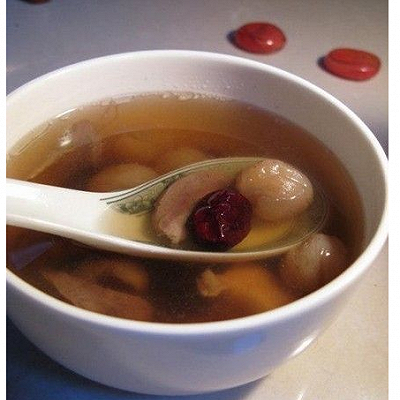 桂圆红枣猪心汤