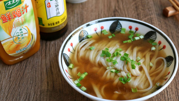 鸡汁阳春面