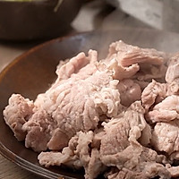 正宗泰国菜猪肉片沙拉的做法图解2