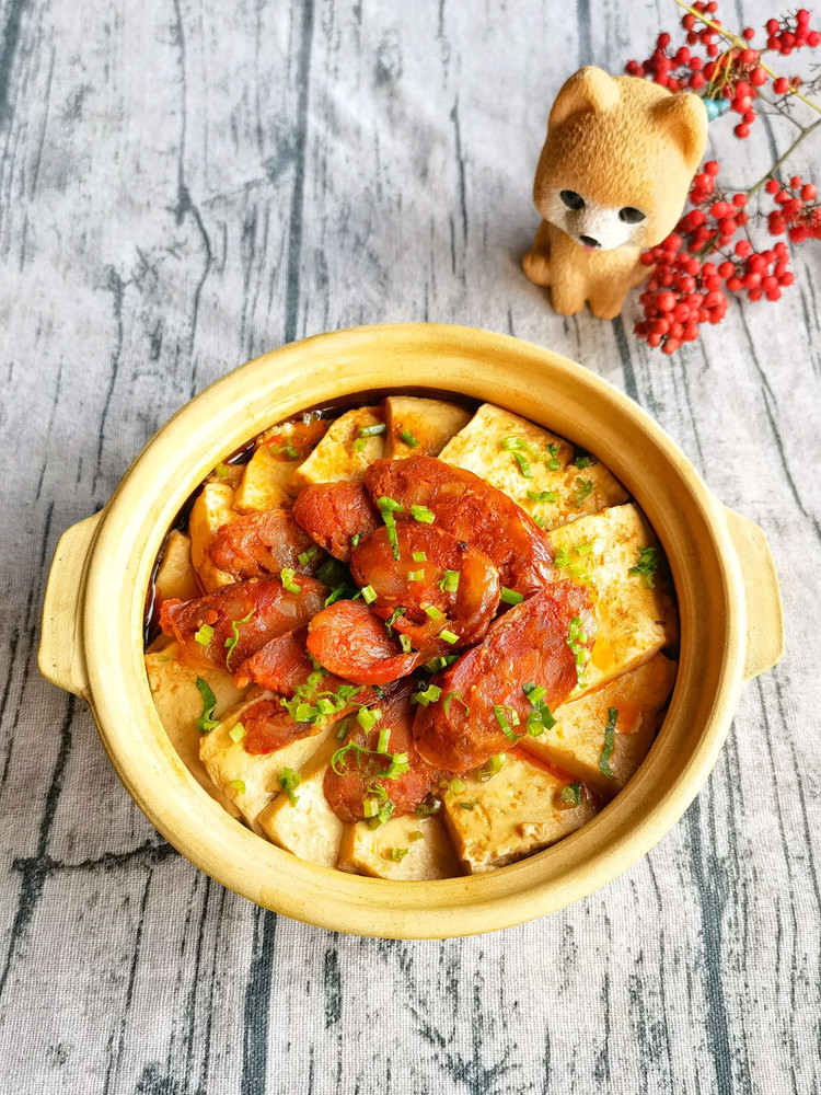 香肠豆腐煲的做法