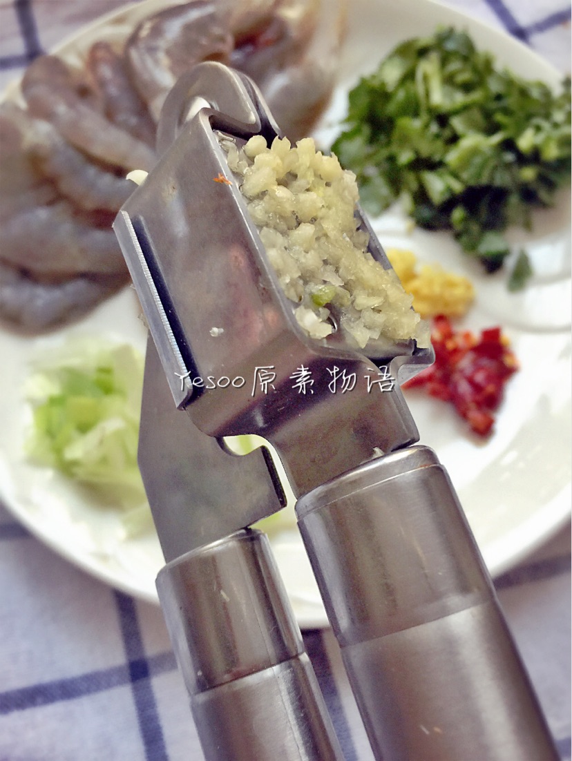大虾炒年糕-适合上班族的快手菜的做法图解2