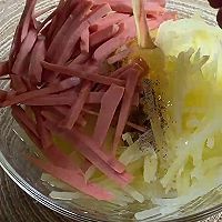 好吃不胖的土豆丝饼的做法图解2