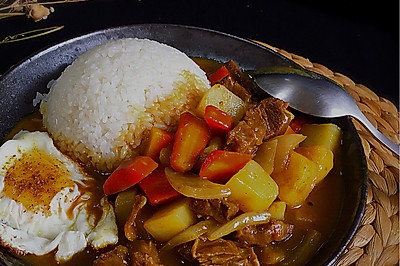 咖喱牛肉饭