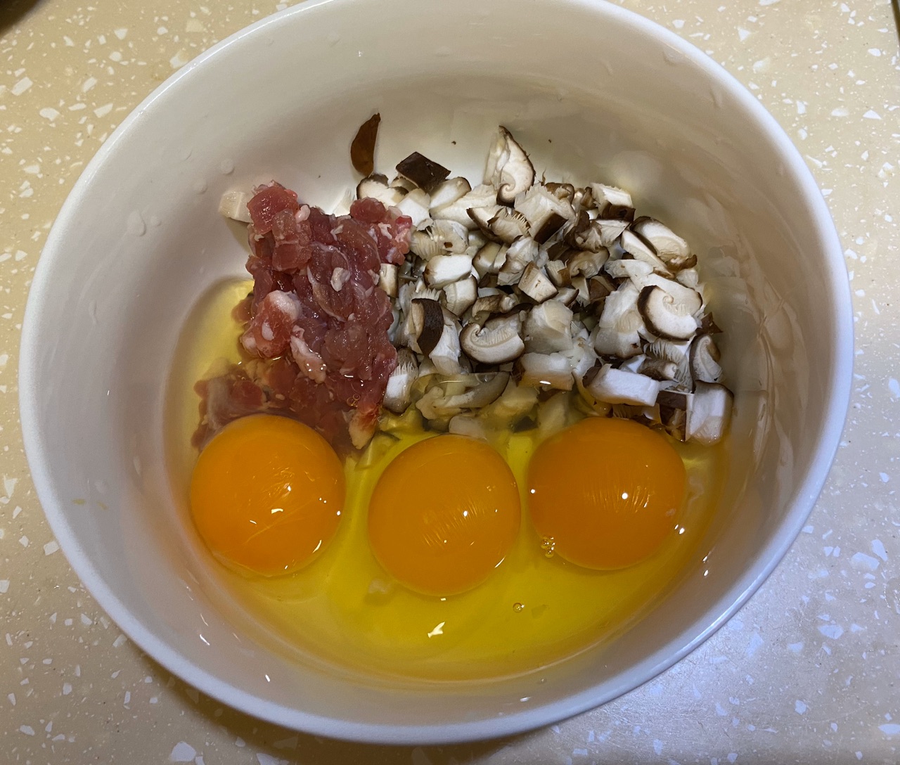 香菇酿肉蒸蛋怎么做_香菇酿肉蒸蛋的做法_豆果美食