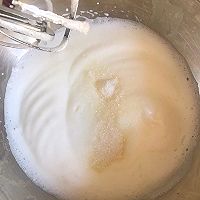不会开裂的草莓卷蛋糕的做法图解6