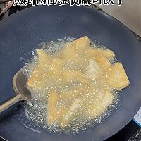 #春天的鲜味#巨吸汤超下饭的豆腐肥肠煲的做法图解5