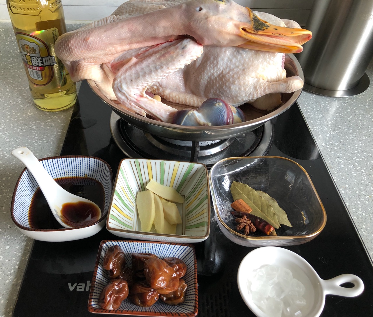 大厨教你广式“酸梅鸭”家庭式做法，新鲜开胃，适合夏天吃__财经头条