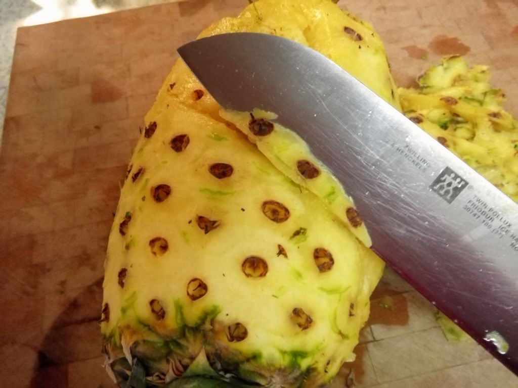菠萝怎么削皮_在家怎么用菜刀削皮 - 工作号