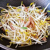 #我们约饭吧#肉丝炒豆芽韭菜的做法图解8