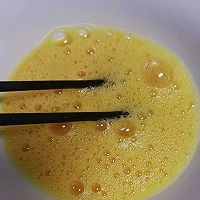 虾米蒸蛋的做法图解2