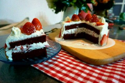 草莓红丝绒蛋糕6寸