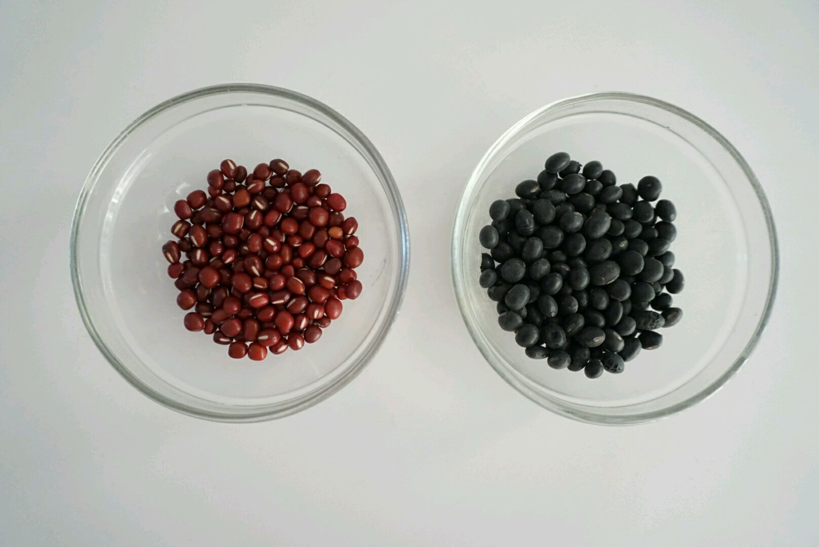 红豆赤小豆的区别（1分钟教会你如何区分赤小豆和红豆） – 碳资讯