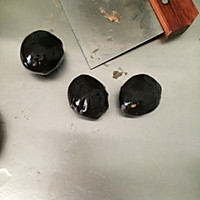 【女王厨房】红酒玫瑰豆沙芝麻吐司的做法图解4