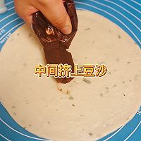 手抓饼牌豆沙面包的做法图解1