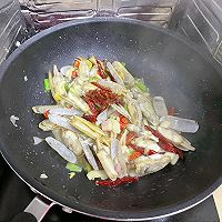 爆炒圣子（蛏子）的做法图解5