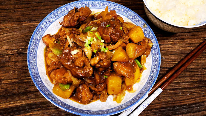 家常菜红烧土豆鸡块