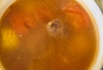 排骨玉米番茄汤的做法
