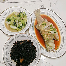 葱油or清蒸鲈鱼