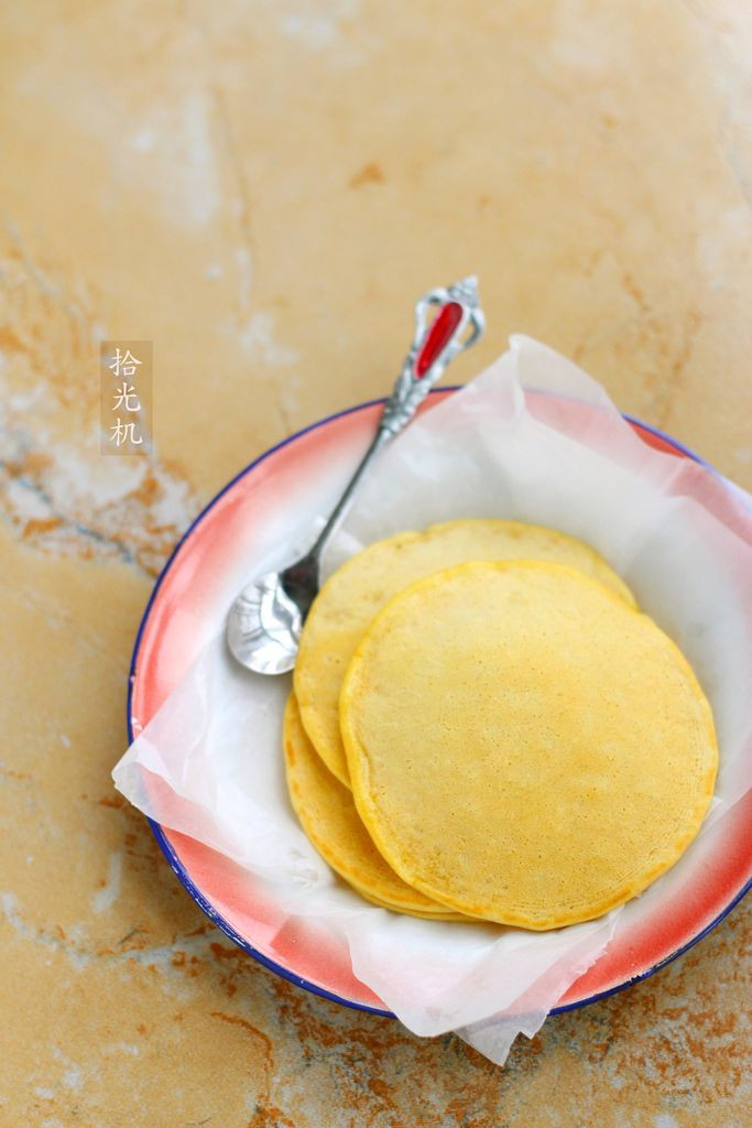 鲜奶玉米饼：利仁电饼铛试用的做法