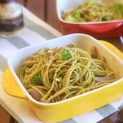 培根意大利面 青酱意大利面 罗勒松子酱培根意大利面