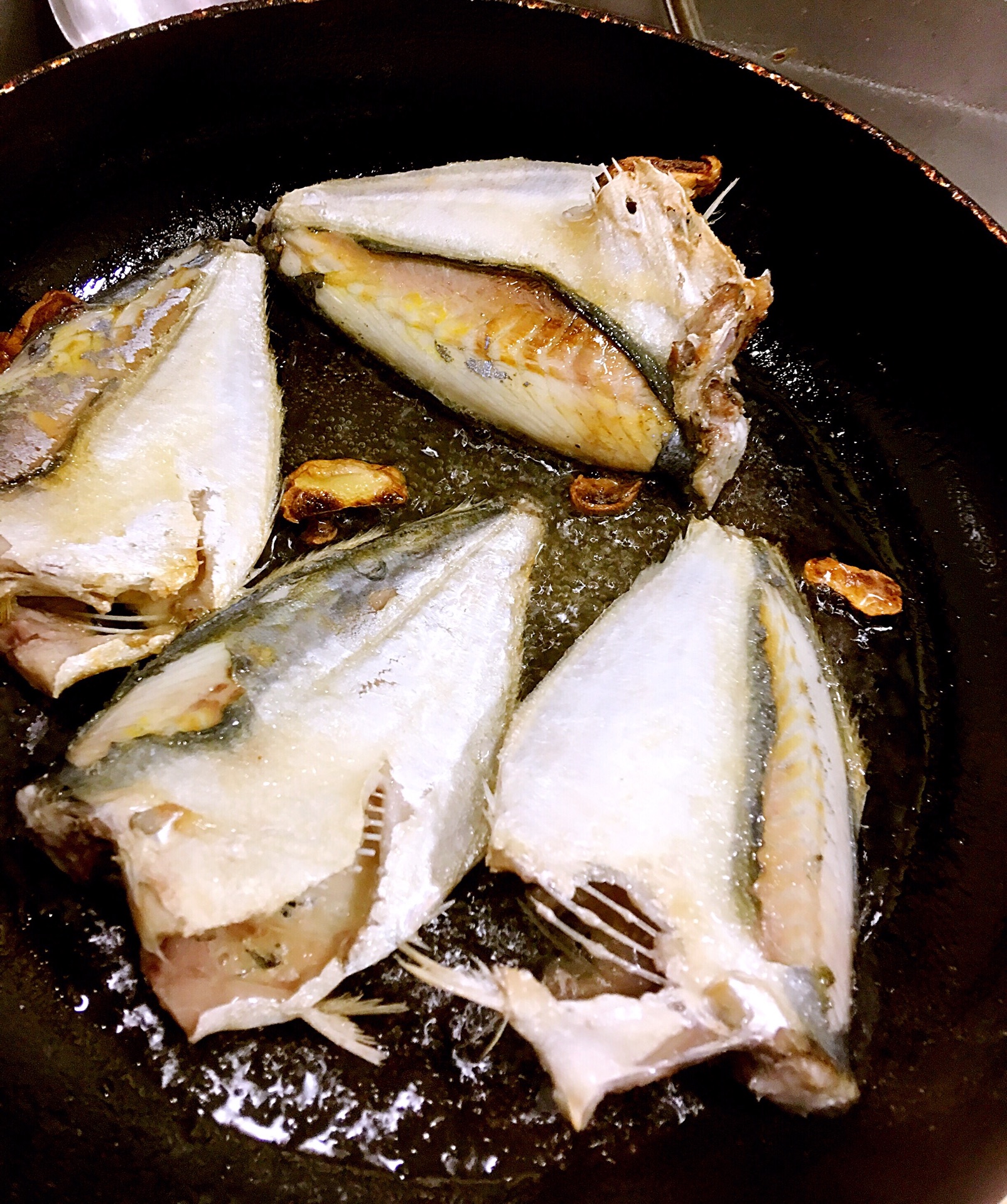 红烧小海鱼怎么做_红烧小海鱼的做法_豆果美食