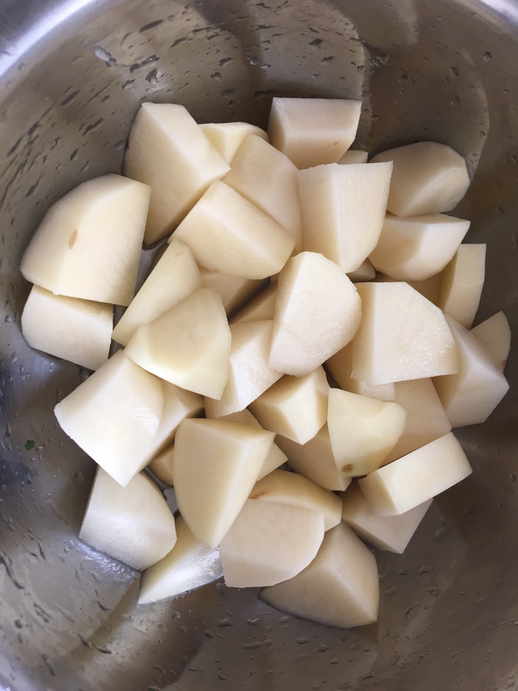 咖喱土豆香菜牛肉丸的做法图解4