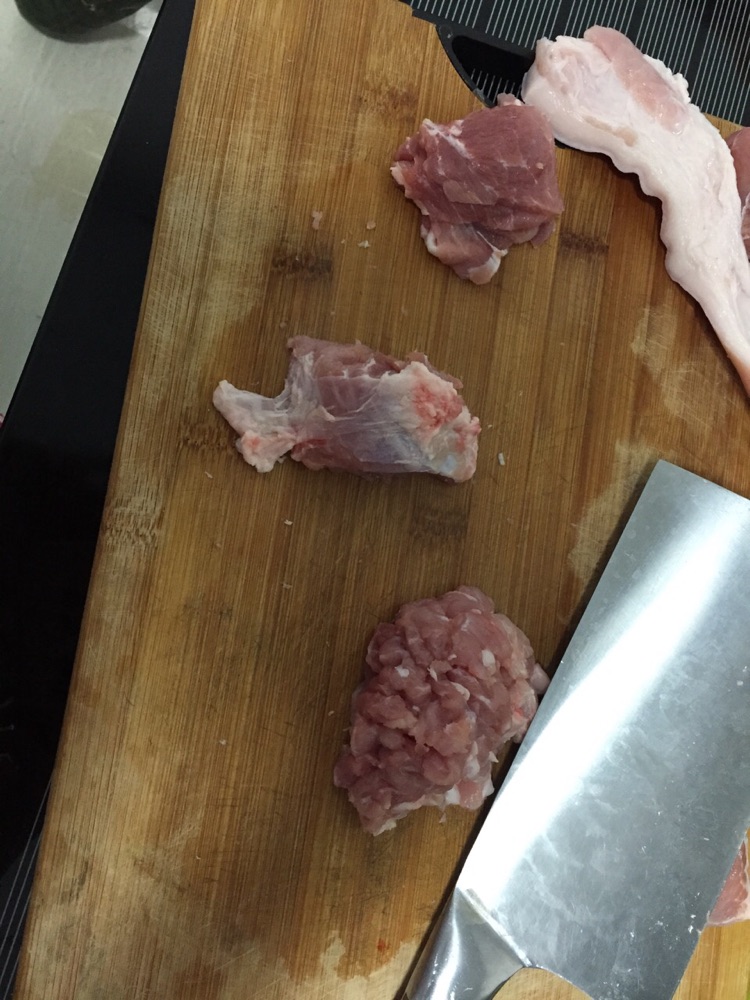 肉包子的做法图解2