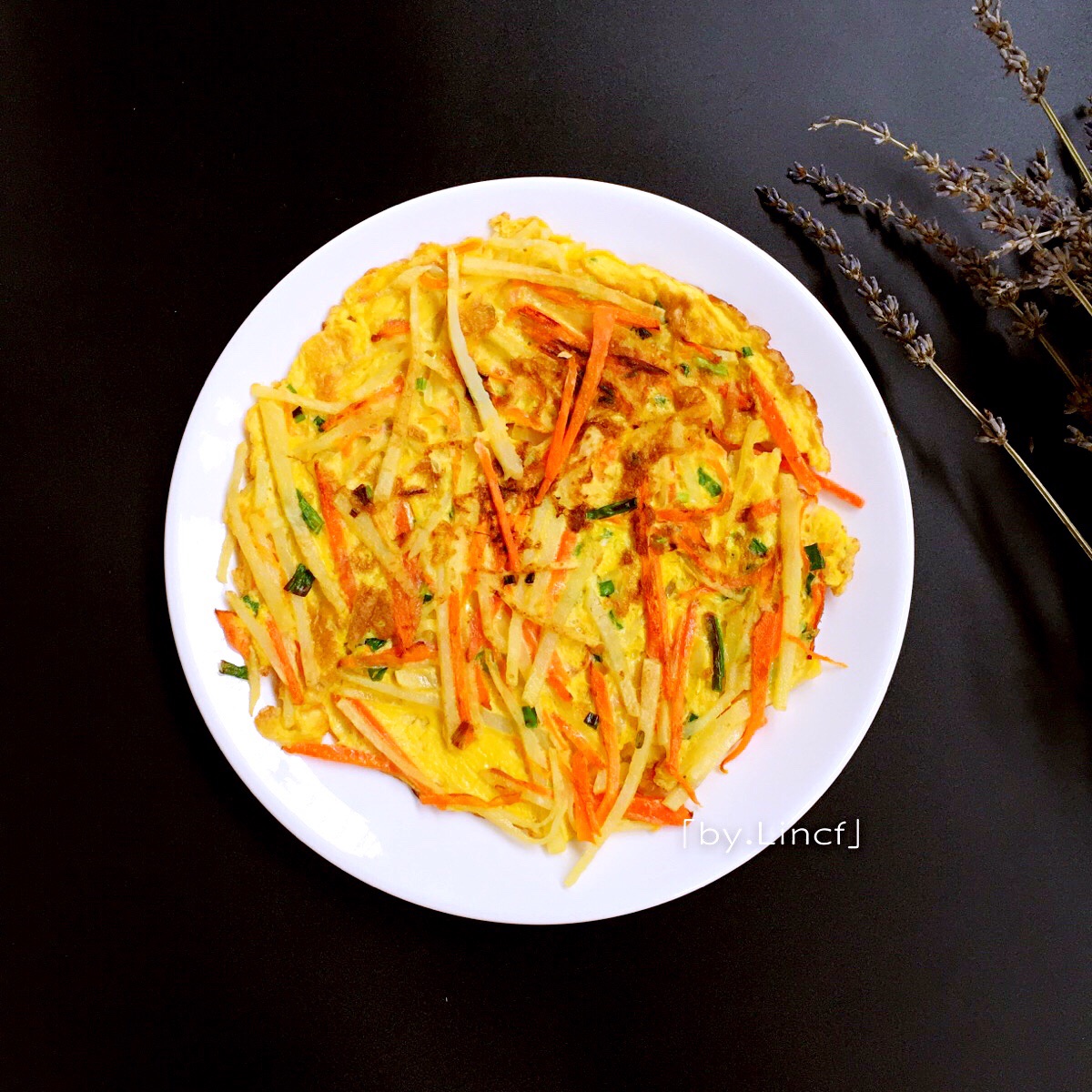 Fried carrot and potato cake