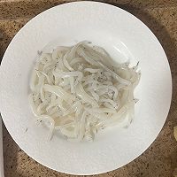 银鱼炒蛋的做法图解1