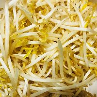 酸辣绿豆芽的做法图解1