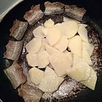 烤五花肉炒土豆片的做法图解4