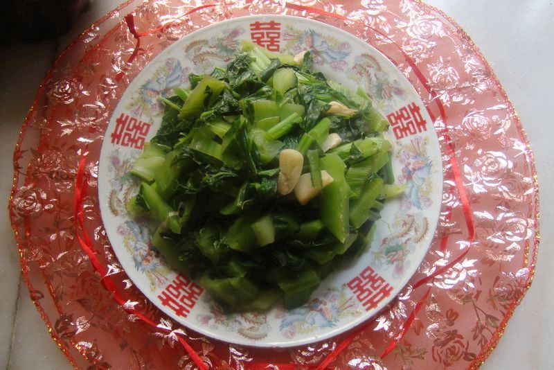 Stir fried mustard with garlic