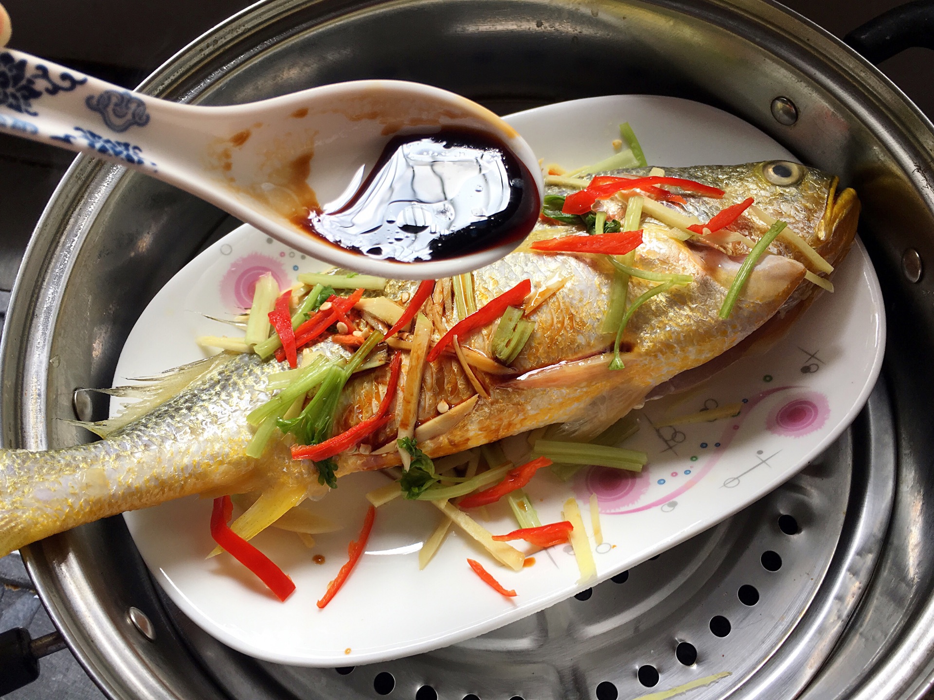 雪菜烧黄鱼的家常做法（两个小技巧轻松做雪菜烧黄鱼下饭超美味） – 碳资讯