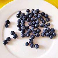 蓝莓卡乐比酸奶碗的做法图解1
