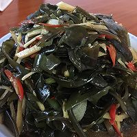 凉拌海带丝的做法图解1