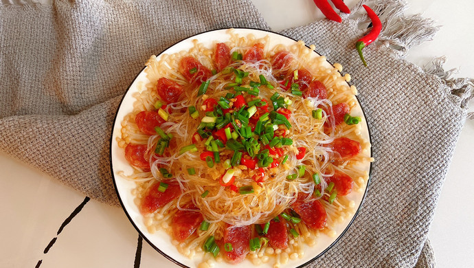 腊肠粉丝金针菇