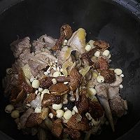 秘制炖鸡的做法图解4