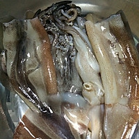 香酥鱿鱼圈的做法图解1