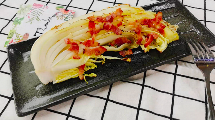 日式烤白菜色拉的做法