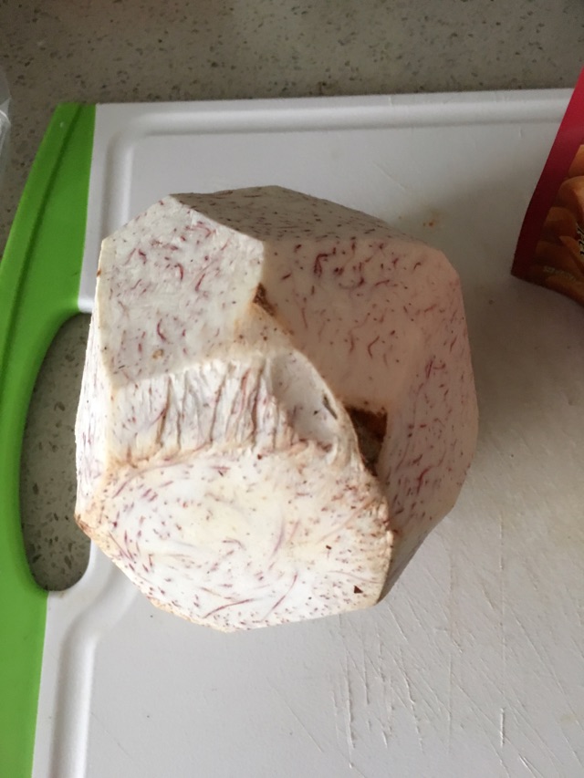 芋头栗子红枣甜汤的做法图解1