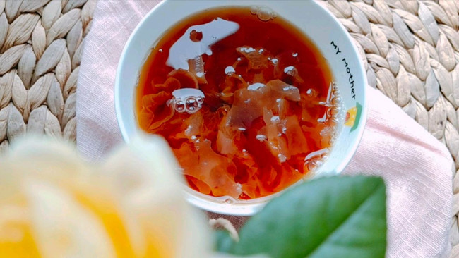 宅家食养·银耳红枣姜糖汤的做法