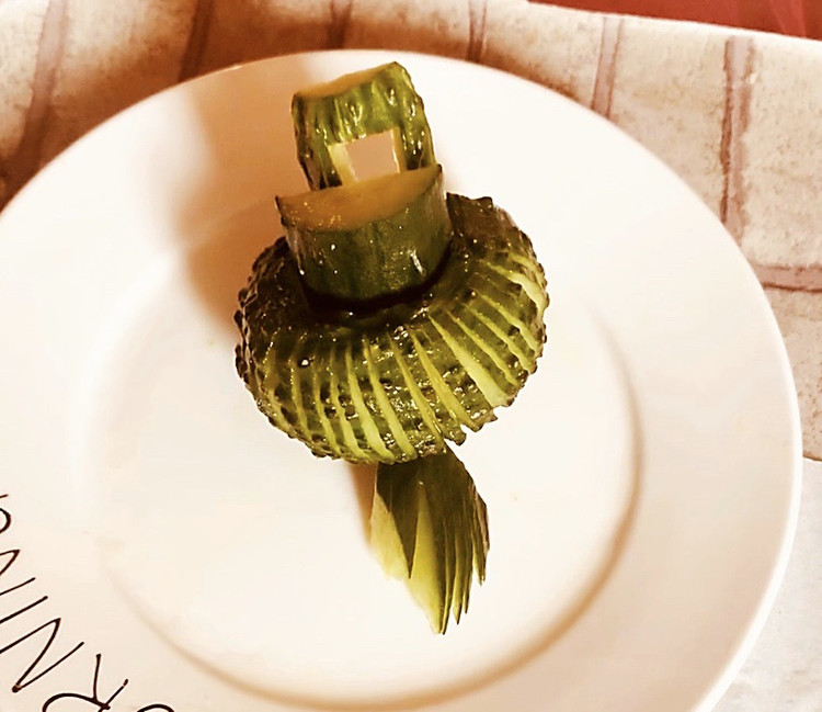 摆盘灯笼造型的做法
