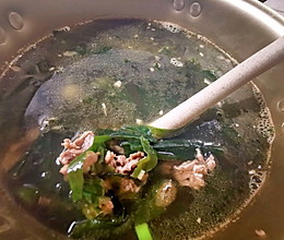 正宗韩式海带牛肉汤的做法