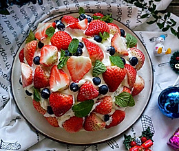 草莓巨蛋蛋糕的做法