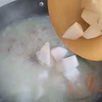 #葱伴侣豆瓣酱能蘸善炒#白萝卜排骨汤的做法图解4