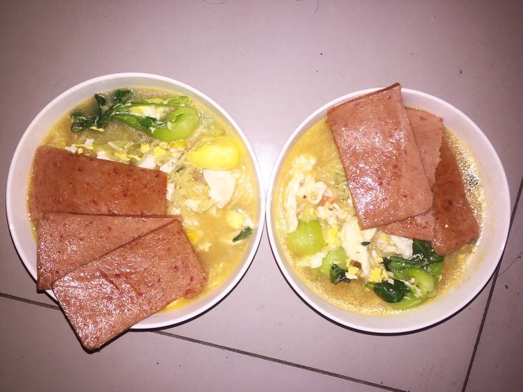 餐蛋面？午餐肉鸡蛋快手面！的做法