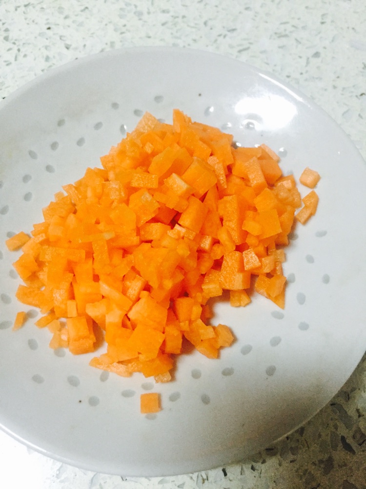 减肥餐—夕阳炒饭的做法图解1