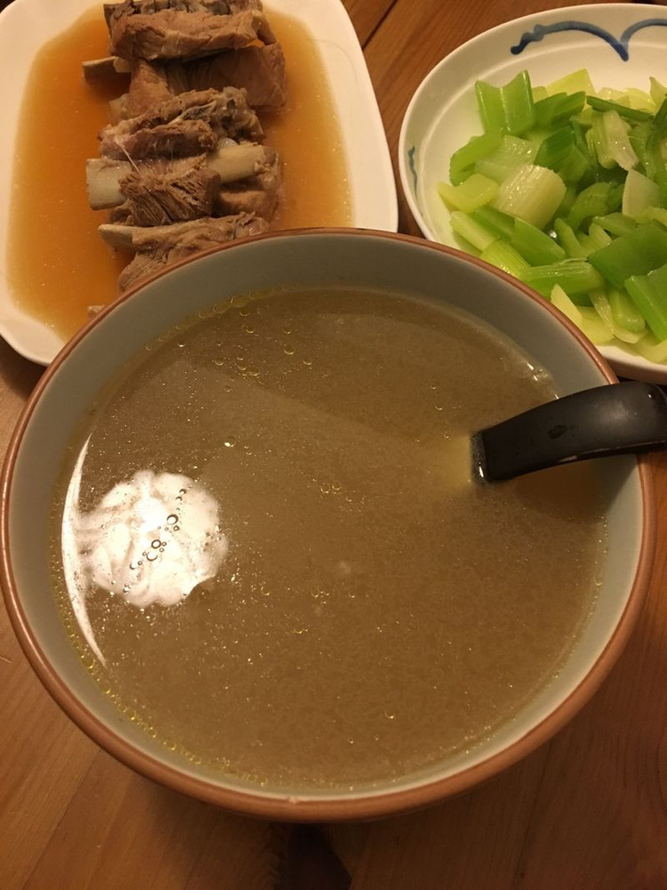 木瓜花生眉豆鸡脚汤（广东汤）的做法