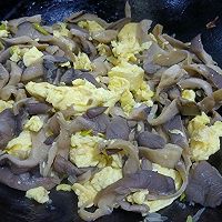 #加油 卡塔尔#蘑菇炒鸡蛋的做法图解7