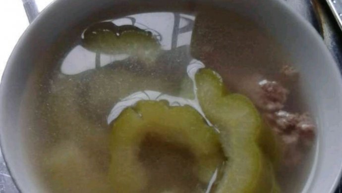 消暑苦瓜汤